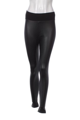 Дамски клин Urban Classics, Размер M, Цвят Черен, Цена 24,03 €