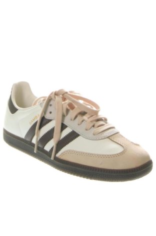 Încălțăminte de damă Adidas, Mărime 40, Culoare Multicolor, Preț 644,99 Lei