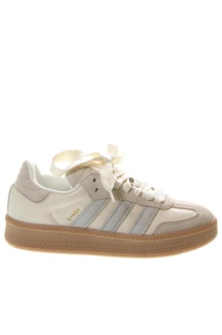 Дамски обувки Adidas, Размер 40, Цвят Многоцветен, Цена 104,81 €