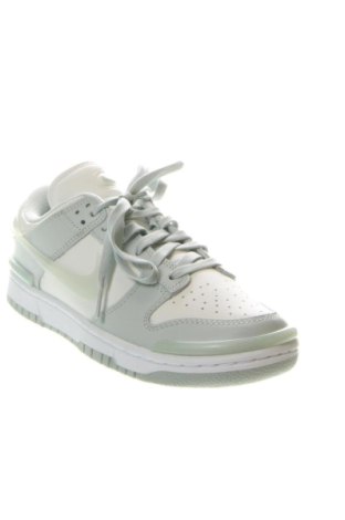 Damenschuhe Nike, Größe 39, Farbe Grün, Preis 137,99 €