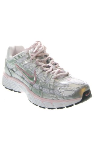 Încălțăminte de damă Nike, Mărime 37, Culoare Multicolor, Preț 644,99 Lei