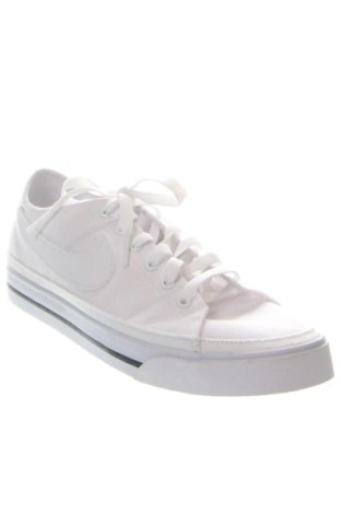 Дамски обувки Nike, Размер 39, Цвят Бял, Цена 104,00 €