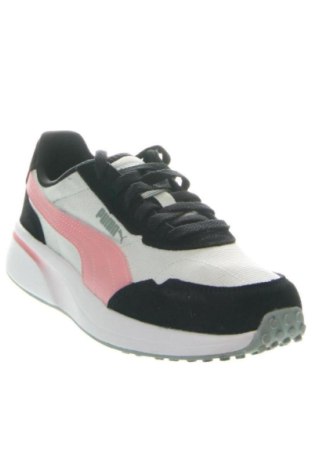 Дамски обувки PUMA, Размер 38, Цвят Многоцветен, Цена 85,89 €