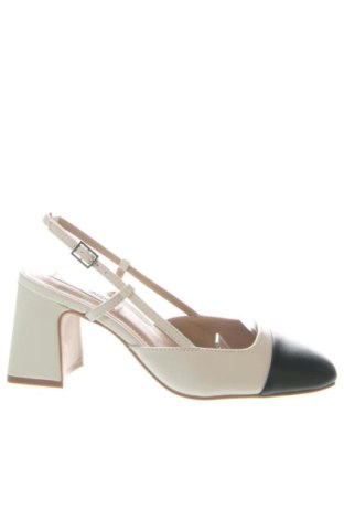 Дамски обувки Steve Madden, Размер 37, Цвят Многоцветен, Цена 104,81 €