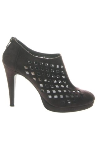 Damenschuhe Stradivarius, Größe 38, Farbe Braun, Preis € 37,40