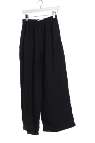 Dámské kalhoty  Abercrombie & Fitch, Velikost XS, Barva Černá, Cena  1 429,00 Kč