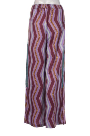 Damenhose Adidas, Größe L, Farbe Mehrfarbig, Preis 93,99 €