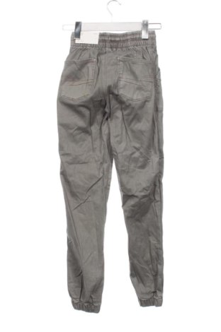 Дамски панталон American Eagle, Размер XXS, Цвят Зелен, Цена 48,06 €