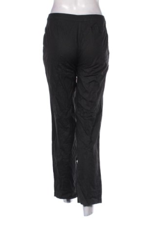 Damenhose Armani Jeans, Größe S, Farbe Schwarz, Preis 114,99 €