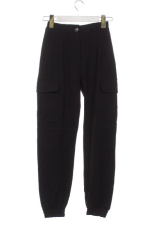 Pantaloni de femei Bershka, Mărime XXS, Culoare Negru, Preț 78,20 Lei