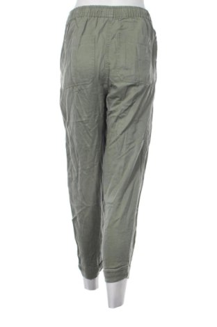 Damenhose Bershka, Größe S, Farbe Grün, Preis 19,99 €