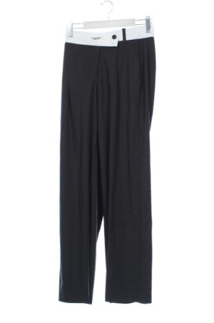 Damskie spodnie Bershka, Rozmiar XS, Kolor Szary, Cena 126,00 zł
