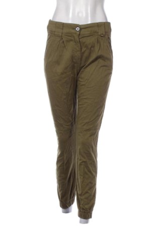Дамски панталон Bershka, Размер S, Цвят Зелен, Цена 16,87 €, #136465284