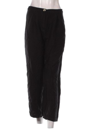Damskie spodnie Bershka, Rozmiar S, Kolor Czarny, Cena 79,40 zł