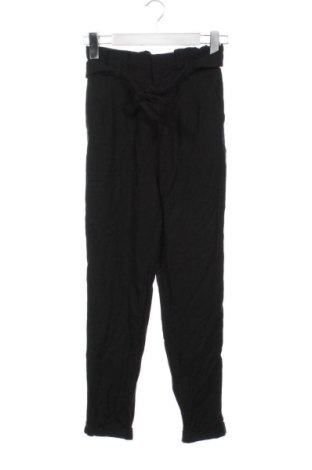 Дамски панталон Bershka, Размер XXS, Цвят Черен, Цена 14,77 €