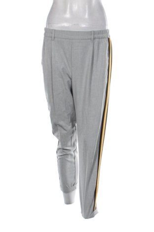 Damenhose Bershka, Größe L, Farbe Grau, Preis 15,00 €