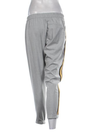 Damenhose Bershka, Größe L, Farbe Grau, Preis 15,00 €