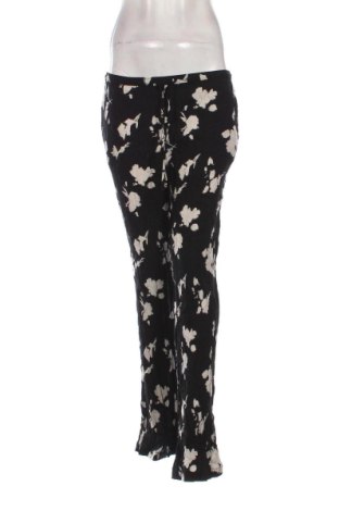 Pantaloni de femei C&A, Mărime L, Culoare Negru, Preț 91,99 Lei