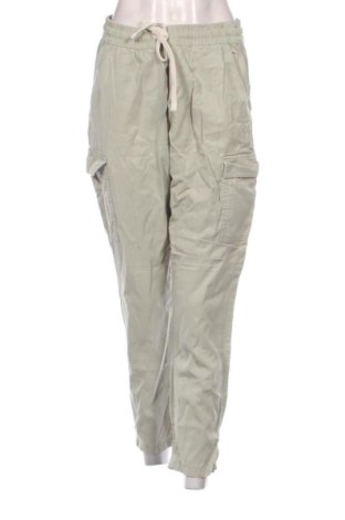 Pantaloni de femei Clockhouse, Mărime L, Culoare Verde, Preț 77,00 Lei