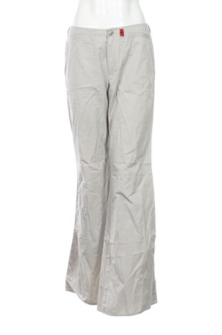 Дамски панталон Esprit, Размер M, Цвят Бежов, Цена 21,47 €