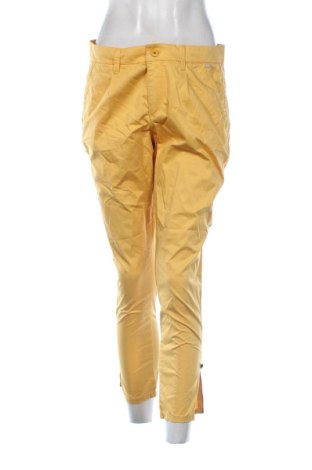 Дамски панталон Esprit, Размер L, Цвят Жълт, Цена 21,47 €, #136497112