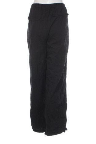Dámské kalhoty  H&M Divided, Velikost L, Barva Černá, Cena  439,00 Kč