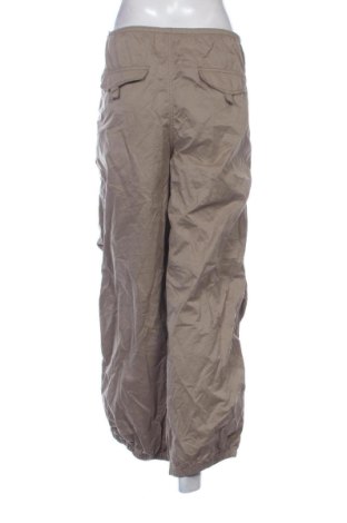 Pantaloni de femei H&M Divided, Mărime L, Culoare Bej, Preț 91,99 Lei