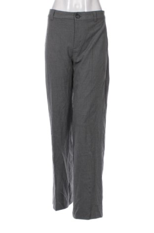 Dámské kalhoty  Pull&Bear, Velikost L, Barva Šedá, Cena  269,00 Kč, #136396671