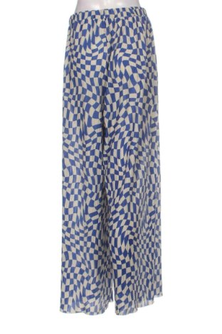 Γυναικείο παντελόνι Pull&Bear, Μέγεθος M, Χρώμα Πολύχρωμο, Τιμή 17,99 €