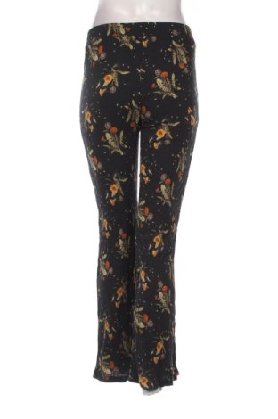 Damenhose Pull&Bear, Größe S, Farbe Mehrfarbig, Preis 15,00 €