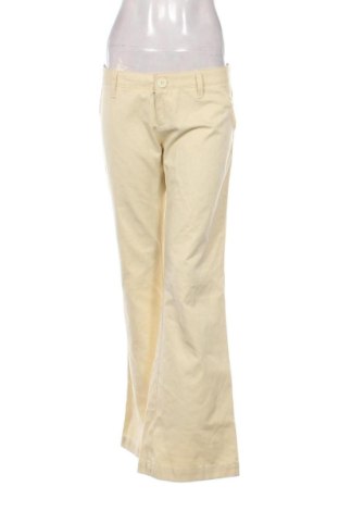 Pantaloni de femei Rusty, Mărime L, Culoare Galben, Preț 98,99 Lei