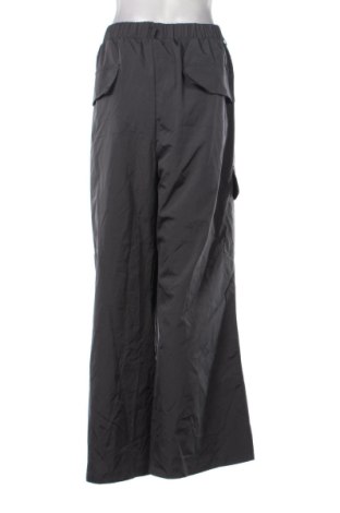 Damskie spodnie SHEIN, Rozmiar 4XL, Kolor Szary, Cena 78,99 zł