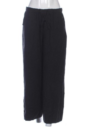Damskie spodnie Stradivarius, Rozmiar M, Kolor Czarny, Cena 78,99 zł