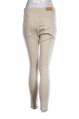 Дамски панталон Stradivarius, Размер M, Цвят Екрю, Цена 15,33 €