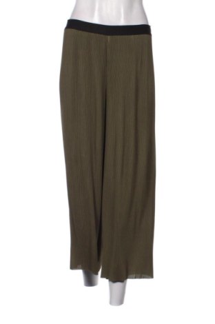 Дамски панталон Vero Moda, Размер M, Цвят Зелен, Цена 14,31 €