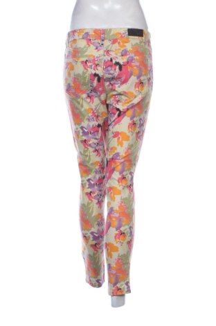 Дамски панталон Vero Moda, Размер L, Цвят Многоцветен, Цена 13,29 €