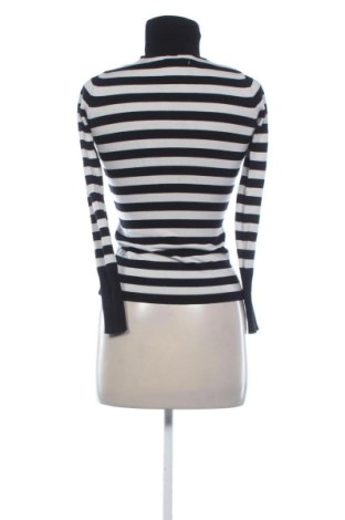 Damski sweter Sinsay, Rozmiar XS, Kolor Kolorowy, Cena 80,38 zł
