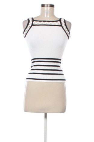 Top de femei Tu, Mărime S, Culoare Alb, Preț 54,99 Lei, #136465999