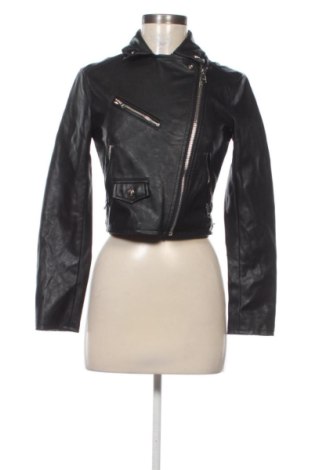 Dámska kožená bunda  Bershka, Veľkosť XS, Farba Čierna, Cena  35,95 €