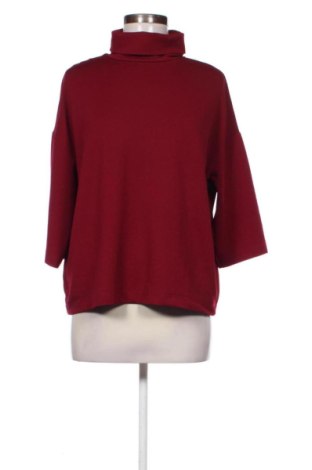 Damen Rollkragen Stradivarius, Größe M, Farbe Rot, Preis 9,78 €