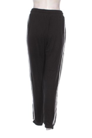Дамско спортно долнище Adidas, Размер S, Цвят Черен, Цена 17,38 €