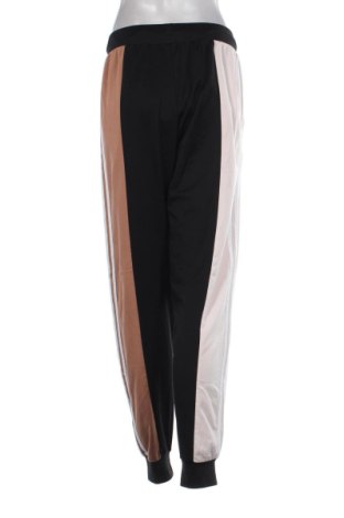 Дамско спортно долнище Adidas, Размер S, Цвят Многоцветен, Цена 21,00 €