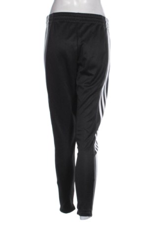 Дамско спортно долнище Adidas, Размер M, Цвят Черен, Цена 20,00 €