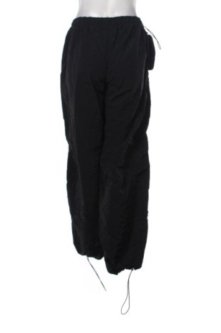 Női sport nadrág Bershka, Méret M, Szín Fekete, Ár 7 499 Ft