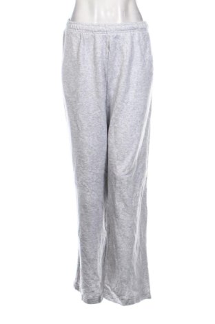 Pantaloni trening de femei Cotton On, Mărime XL, Culoare Gri, Preț 67,99 Lei, #136407901
