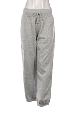 Dámské tepláky Nike, Velikost XL, Barva Šedá, Cena  1 429,00 Kč