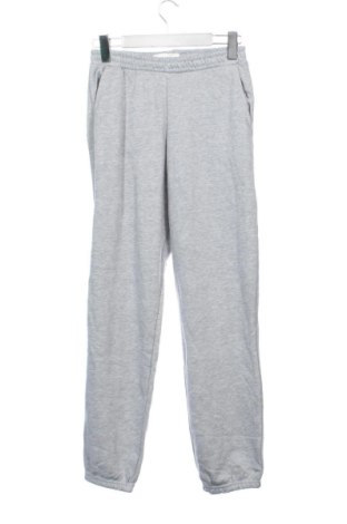 Дамско спортно долнище Pull&Bear, Размер XS, Цвят Сив, Цена 19,42 €