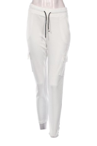 Pantaloni trening de femei Unbranded, Mărime S, Culoare Alb, Preț 91,99 Lei