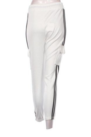 Pantaloni trening de femei Unbranded, Mărime S, Culoare Alb, Preț 91,99 Lei