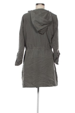 Дамско яке H&M Divided, Размер M, Цвят Зелен, Цена 25,05 €